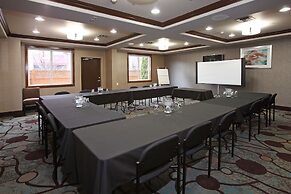 Holiday Inn Express And Suites - Vernon by IHG