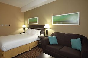 Holiday Inn Express & Suites - Vernon by IHG