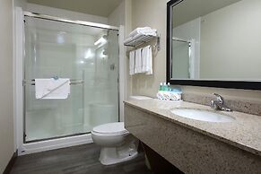 Holiday Inn Express And Suites - Vernon by IHG