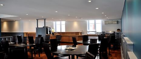 Hotel Colbert