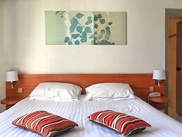 Hotel Colbert