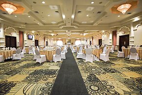 Holiday Inn Express & Suites Cocoa by IHG