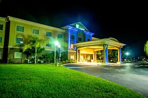 Holiday Inn Express & Suites Cocoa by IHG