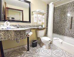 Holiday Inn Express & Suites Cocoa by IHG