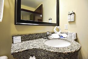 Holiday Inn Express & Suites Cocoa by IHG