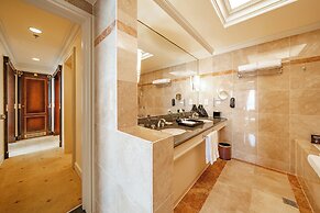 Lotte Hotel Saigon