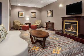 Hampton Inn & Suites Detroit/Sterling Heights
