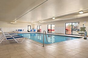 Hampton Inn & Suites Detroit/Sterling Heights