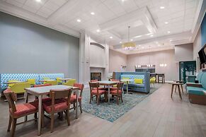 Hampton Inn East Aurora