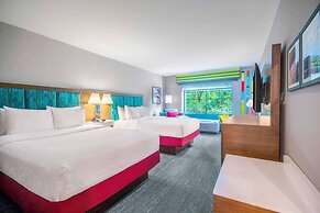 Hampton Inn East Aurora