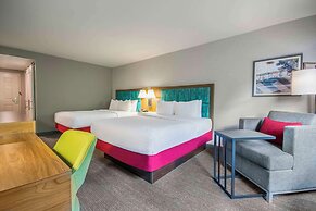 Hampton Inn East Aurora