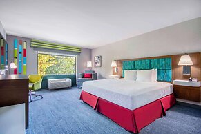 Hampton Inn East Aurora