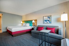 Hampton Inn East Aurora
