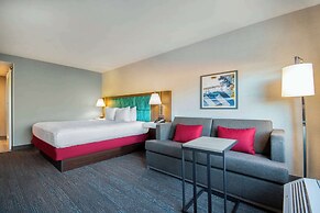 Hampton Inn East Aurora