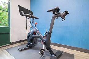 Hampton Inn East Aurora