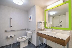 Hampton Inn East Aurora