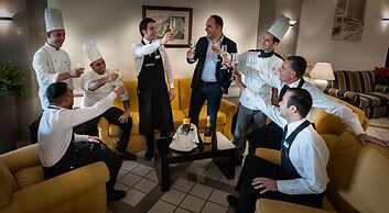 Sardegna Hotel, Suites & Restaurant