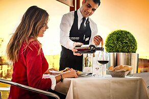 Sardegna Hotel, Suites & Restaurant