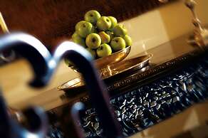 Sardegna Hotel, Suites & Restaurant