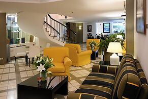 Sardegna Hotel, Suites & Restaurant