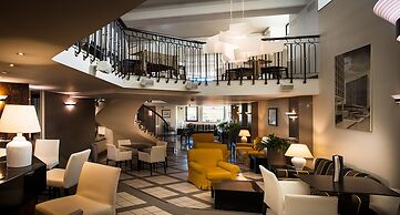 Sardegna Hotel, Suites & Restaurant