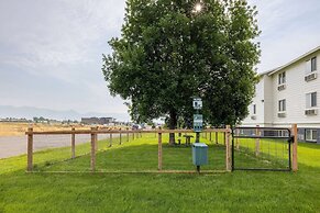 Super 8 by Wyndham Belgrade/Bozeman Airport