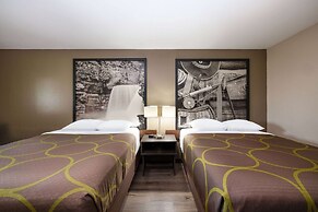 Super 8 by Wyndham Belgrade/Bozeman Airport