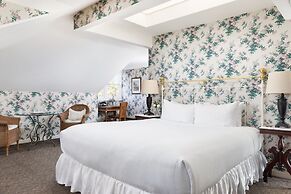 Centrella Hotel, A Kirkwood Collection Hotel