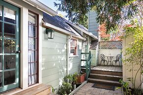 Centrella Hotel, A Kirkwood Collection Hotel