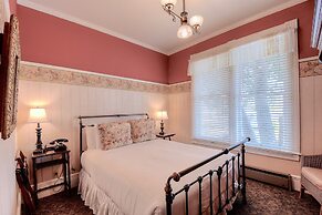 Centrella Hotel, A Kirkwood Collection Hotel