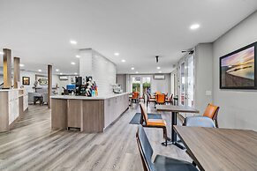 Avania Inn of Santa Barbara