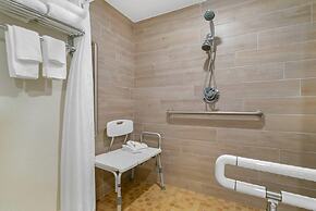 Inn on Destin Harbor, an Ascend Collection Hotel
