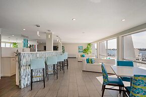 Inn on Destin Harbor, an Ascend Collection Hotel