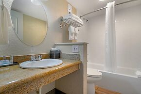 Inn on Destin Harbor, an Ascend Collection Hotel