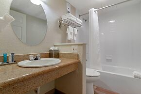 Inn on Destin Harbor, an Ascend Collection Hotel