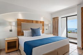 Park Royal Beach Huatulco – All Inclusive