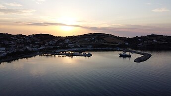 Argo Rooms & Studios