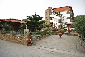 Argo Rooms & Studios