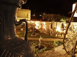 Argo Rooms & Studios