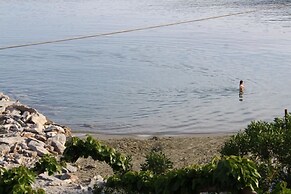 Argo Rooms & Studios