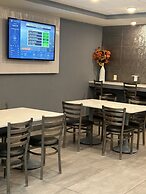 Baymont by Wyndham Ft. Leonard/Saint Robert