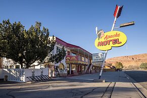 Apache Motel