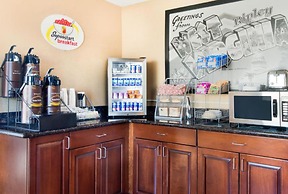 Super 8 by Wyndham Ripley