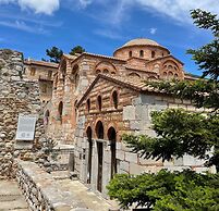 Parnassos Delphi Hotel