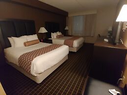 Best Western Plus Burlington Inn & Suites