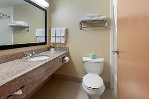 Best Western Plus Burlington Inn & Suites