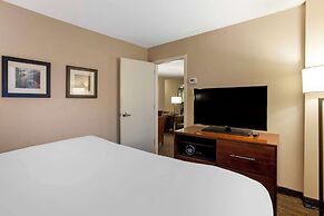 Comfort Inn & Suites Presidential