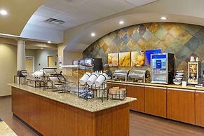 Comfort Inn & Suites Presidential