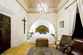 Hacienda Sepulveda Hotel & SPA