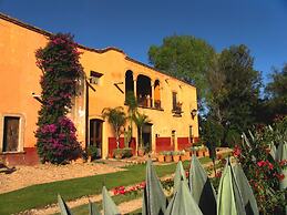 Hacienda Sepulveda Hotel & SPA